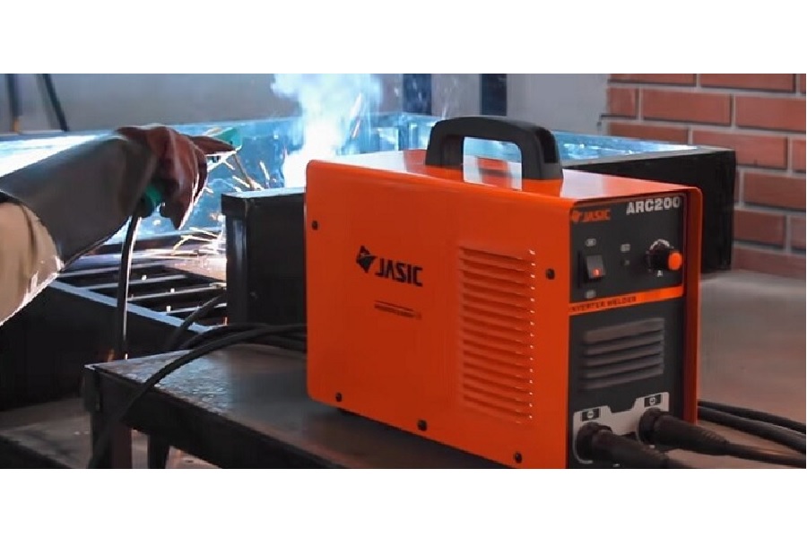 hàn bàn sắt tiết kiệm chi phí