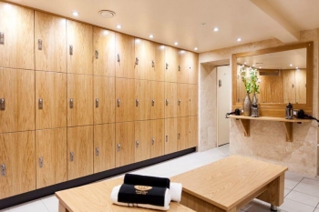 Tại Sao Nên Chọn Tủ Locker Gỗ Công Nghiệp